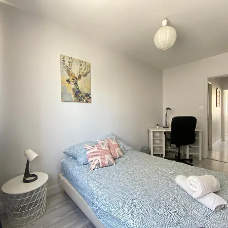 Cosy, Spacieux Avec 3 Chambres Et Espaces De Travail - Pres Bas Clermont-Ferrand Exterior photo
