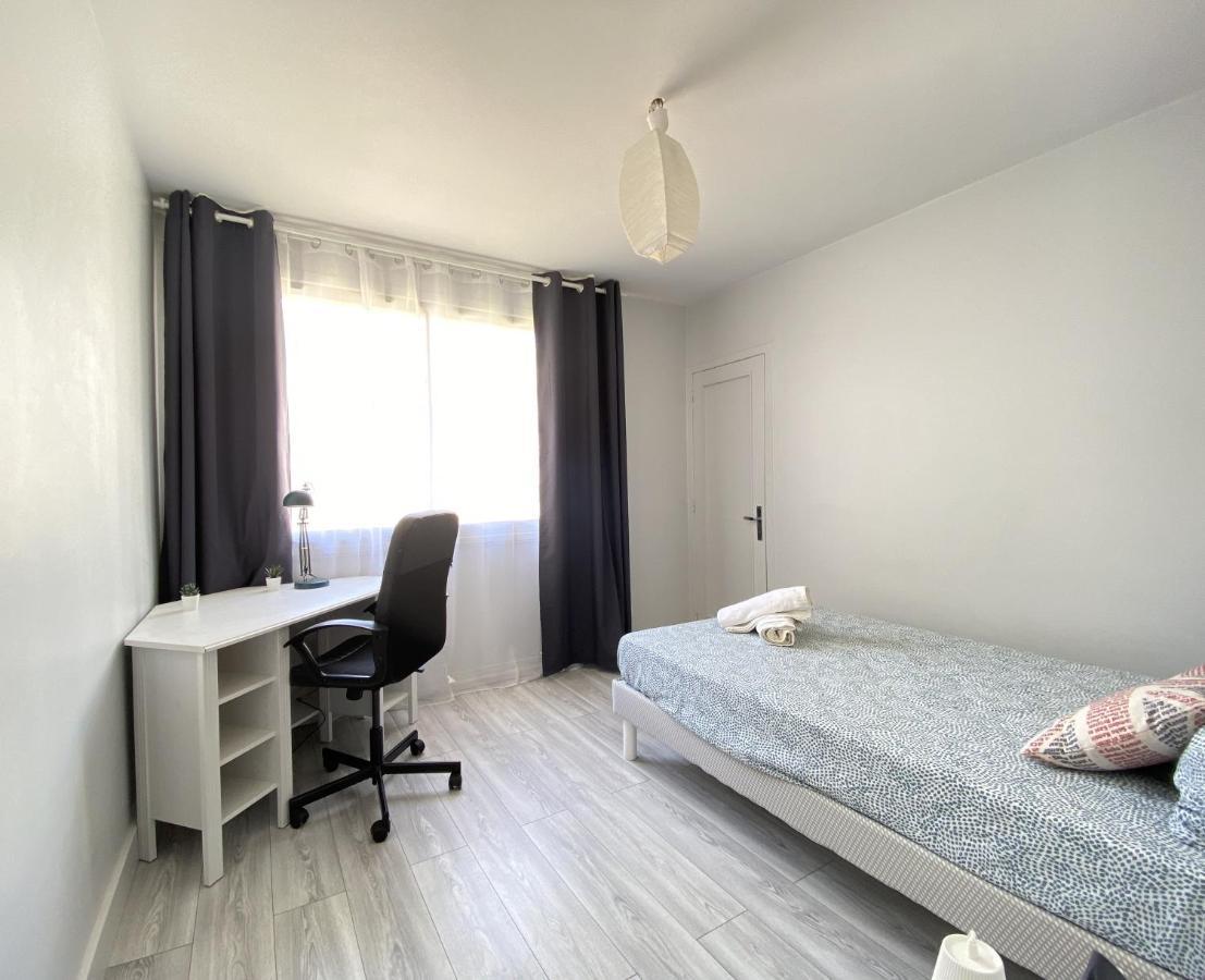 Apartment Cosy, Spacieux Avec 3 Et Espaces De Travail - Pres Bas Clermont-Ferrand