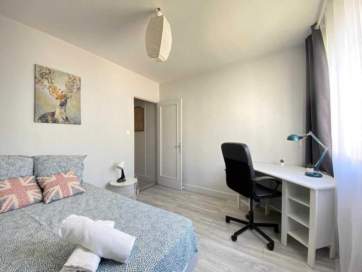 Cosy, Spacieux Avec 3 Et Espaces De Travail - Pres Bas Apartment Clermont-Ferrand