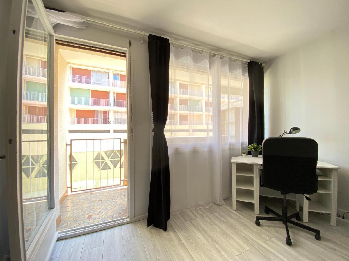 Apartment Cosy, Spacieux Avec 3 Et Espaces De Travail - Pres Bas Clermont-Ferrand